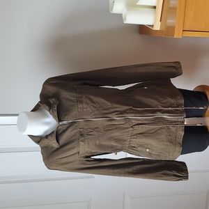 100% cotton utility jacket in olive - Size small tall from old navy
